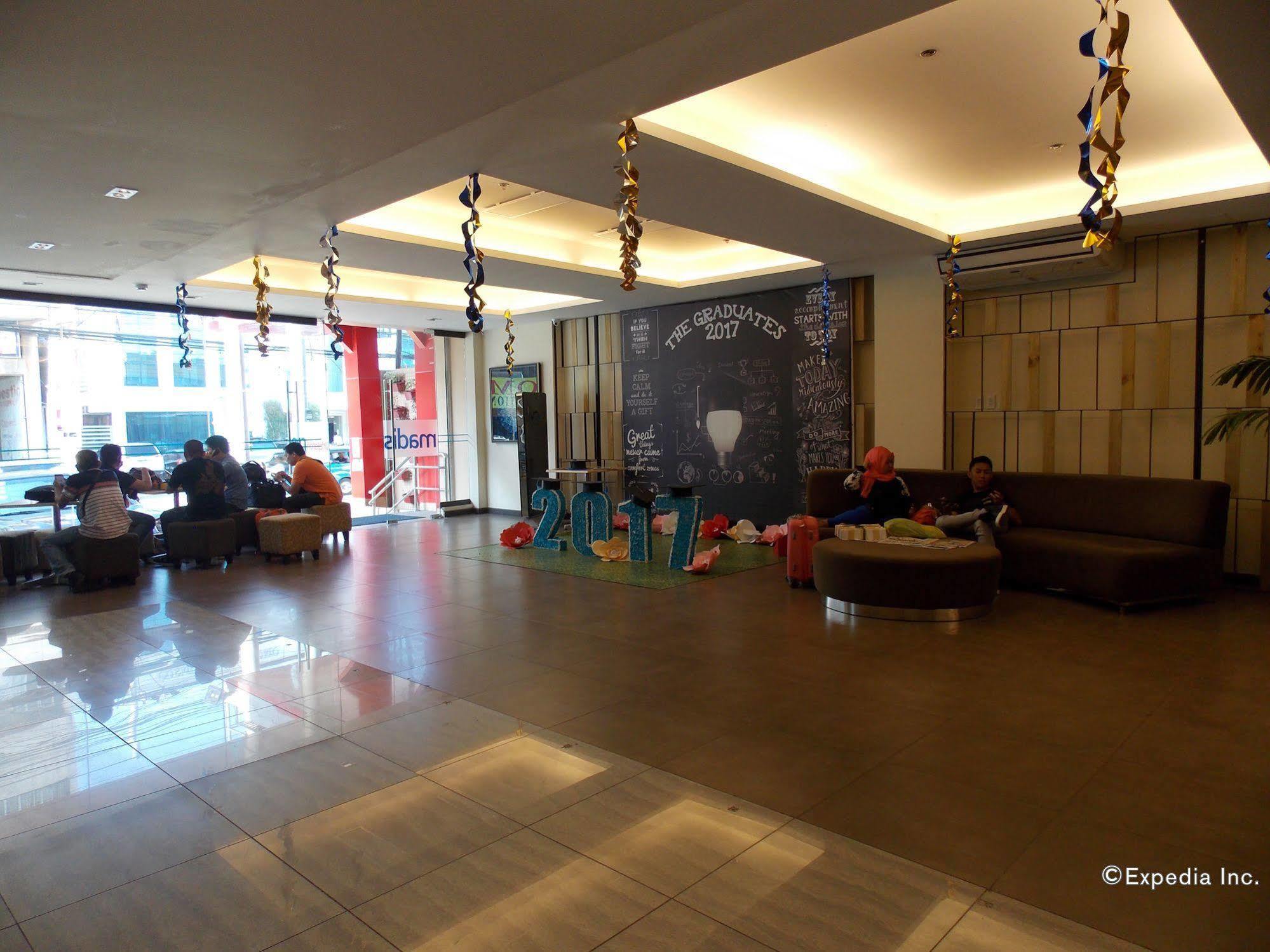 Madison Hotel Phl 일로일로 외부 사진